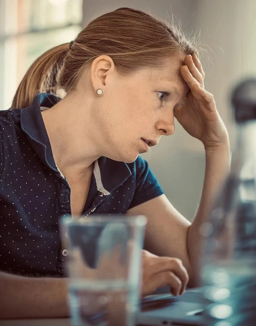 Cortisol, stress, et prise de poids chez la femme : comprendre les mécanismes pour mieux gérer son poids